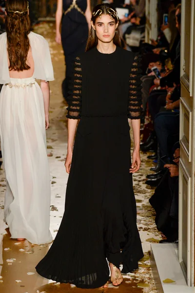 Look 47